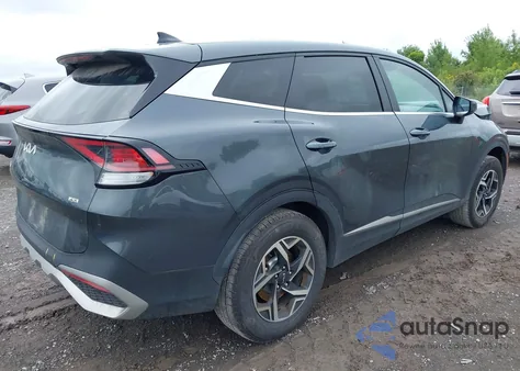 2023 Kia Sportage Lx z USA, uszkodzony, nr VIN KNDPUCAF4P7162464